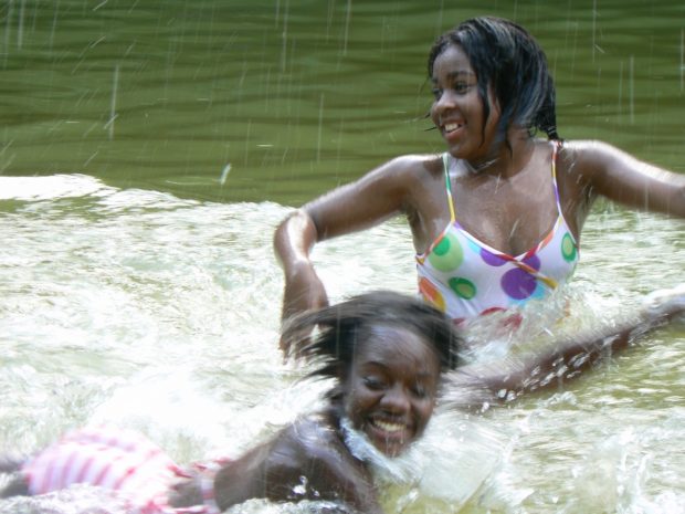 girls splashing